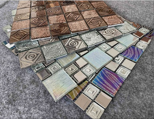 comprar galvanização de vidro do AAA da decoração da parede interior de telha de mosaico do metal de 17kg/Ctn 300X300mm fabricação em linha