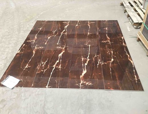 comprar porcelana Decoation interior 38kgs/ctn das telhas de assoalho da cor do ouro de 6pcs/ctn 9.5mm fabricação em linha