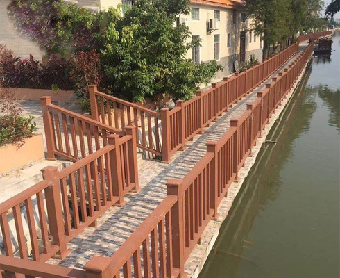Placa interior composta Tan Protective Railing For Riverside de Panel Wood Plastic da cerca à prova de fogo de WPC 200x120cm