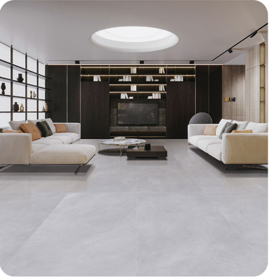 Pedaços duráveis de piso exterior cinza claro e não escorregadio e porcelana de vidro suave de 600x1200 mm para sala de estar