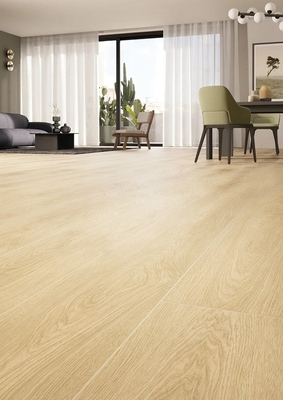 Antibacteriano 200x1200mm Ligas de porcelana de madeira amarela para cozinha grau AAA