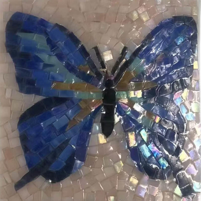 Mosaicos de tijolos de fogo e impressionantes muros para reconstrução e projeto