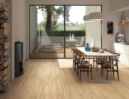 As telhas 30x120cm de madeira resistentes ao gelo da porcelana iluminam o bege para a categoria AAA do CE do projeto