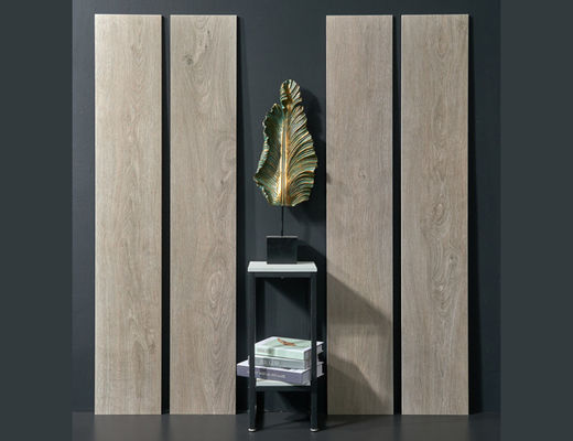 ISO9001 retificou a borda Matte Grey Porcelain Tile Wood Gray 60Boxes/Plt