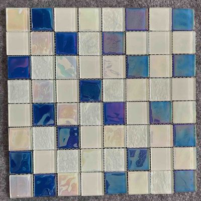 Iluminando as telhas de mosaico decorativas iridescentes que galvanizam o vidro colorido 8mm