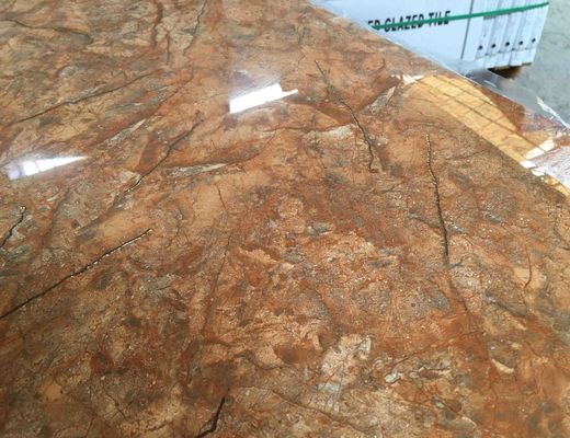 as telhas de assoalho da cor do ouro de 40x80cm, o assoalho do GV 38kgs/Ctn e a parede telham o amarelo de Brown