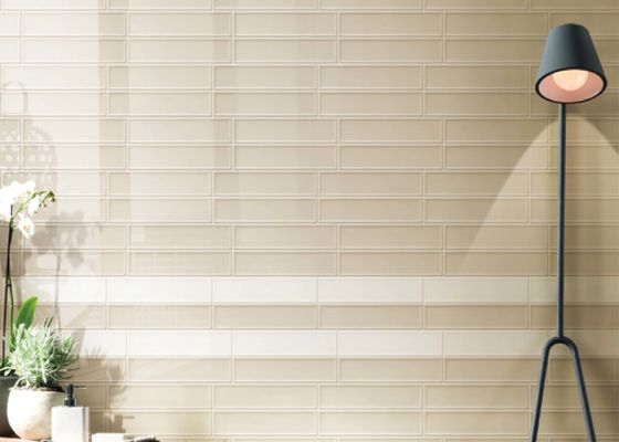 A parede da porcelana do AAA Famliy telha a cor branca e bege de 75x300mm